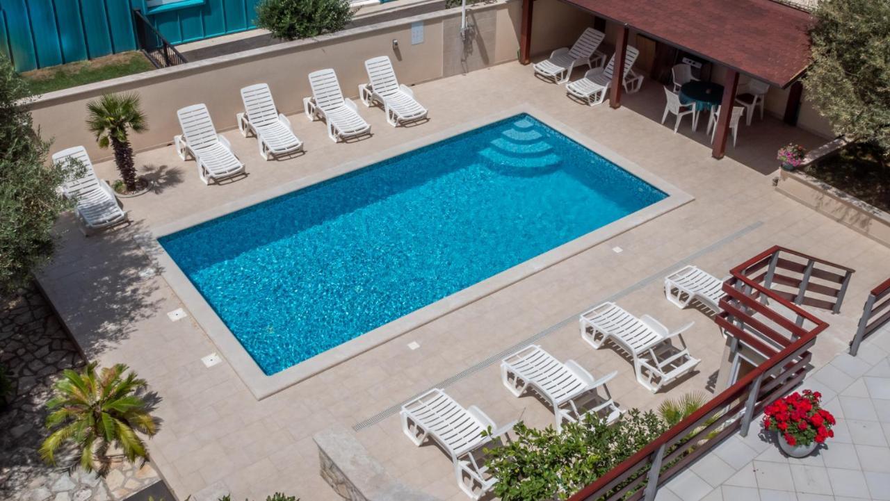 Berat Apartment Vodnjan Exteriör bild