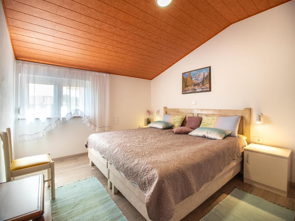 Berat Apartment Vodnjan Exteriör bild