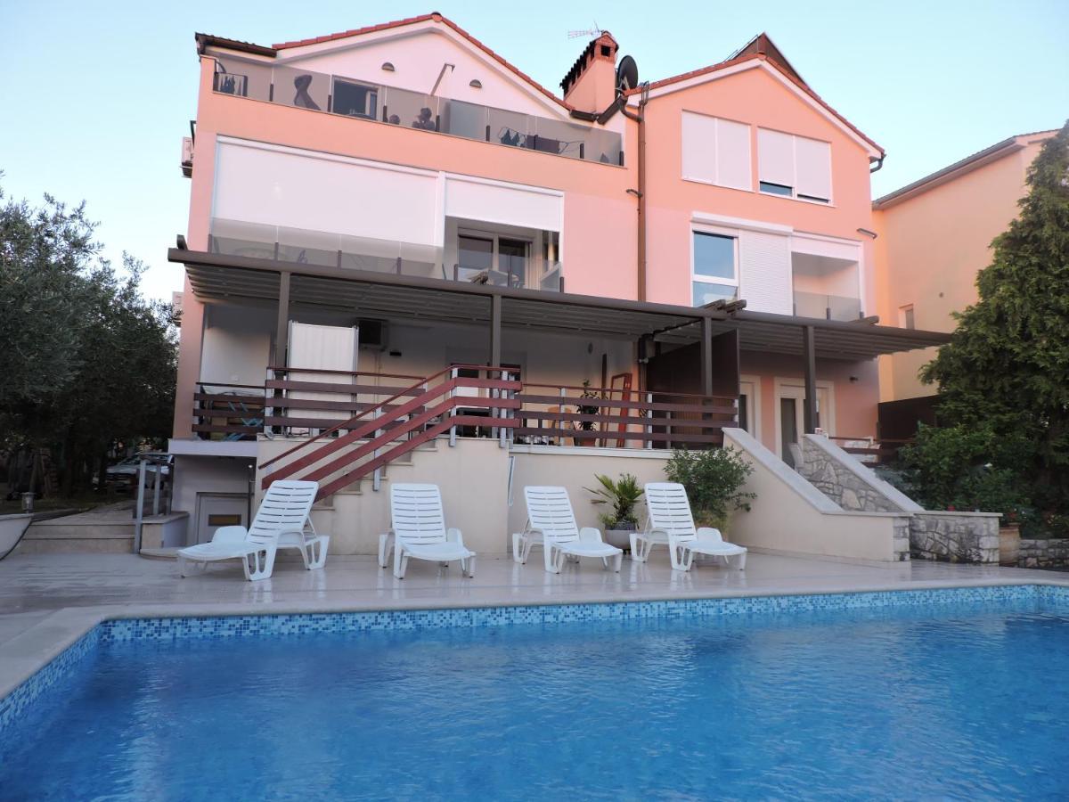 Berat Apartment Vodnjan Exteriör bild