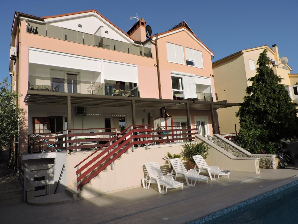 Berat Apartment Vodnjan Exteriör bild