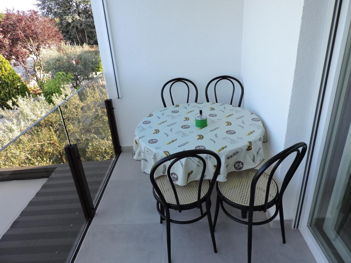 Berat Apartment Vodnjan Exteriör bild