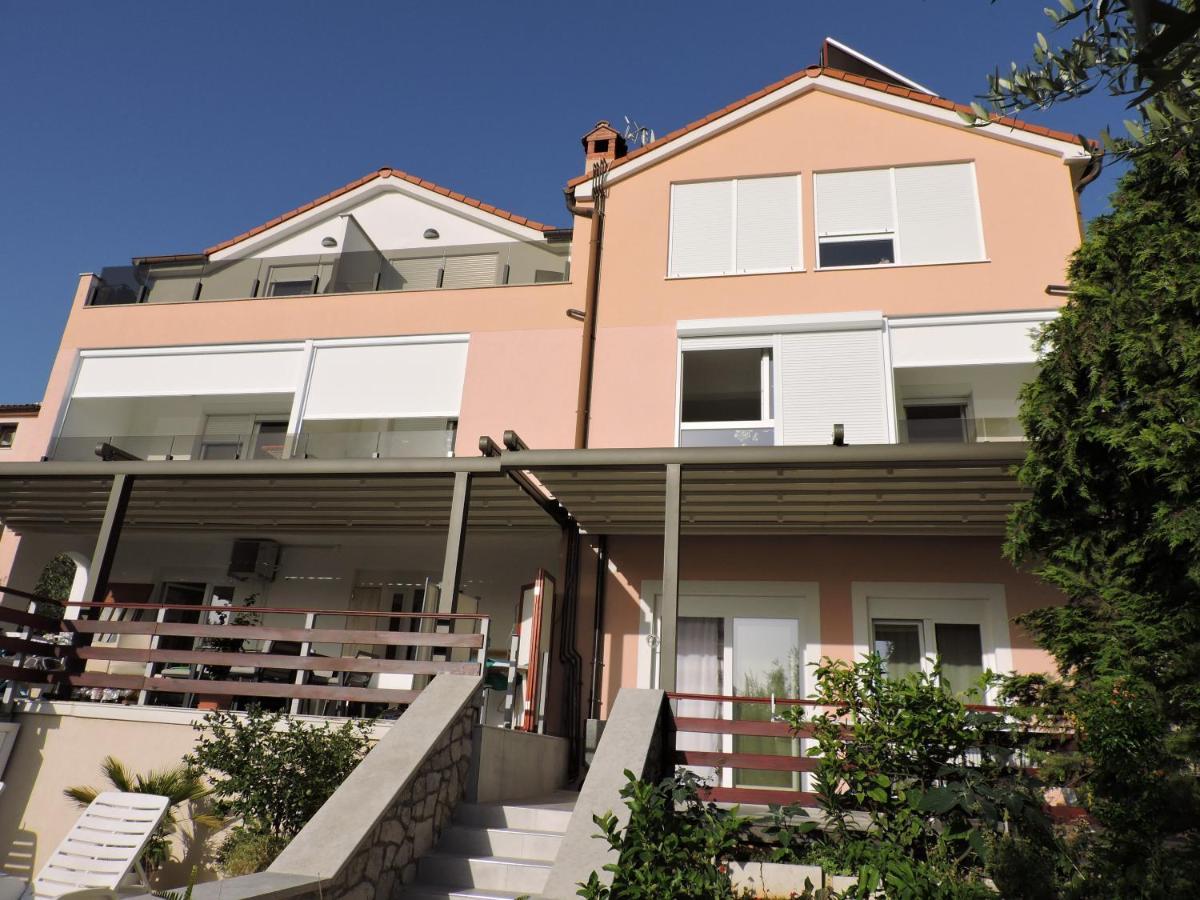 Berat Apartment Vodnjan Exteriör bild